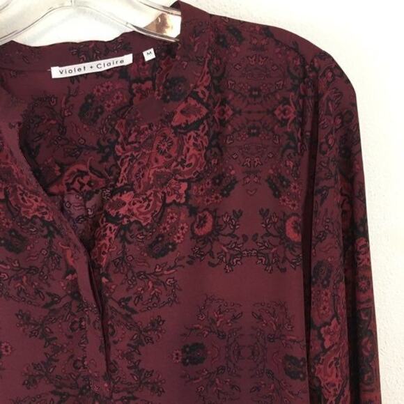 Violet & Claire Burgundy and Black Floral Print Top Size Medium - Picture 4 of 9
